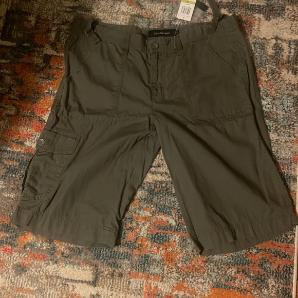 Calvin Klein capris - Picture 7 of 8